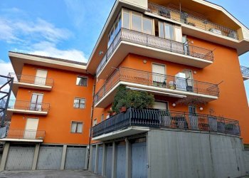 Facciata - Four-room apartment via Villar, 35, Borgo San Dalmazzo - photo 27