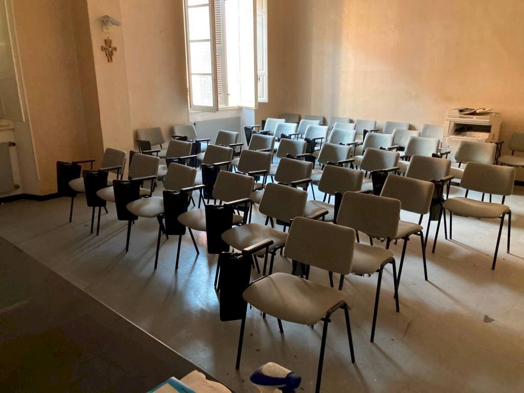 Interno non residenziale - Ufficio piazza Aranci, Massa - foto 3