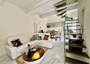 Casa indipendente Genova (zona Sestri Ponente) - foto 11