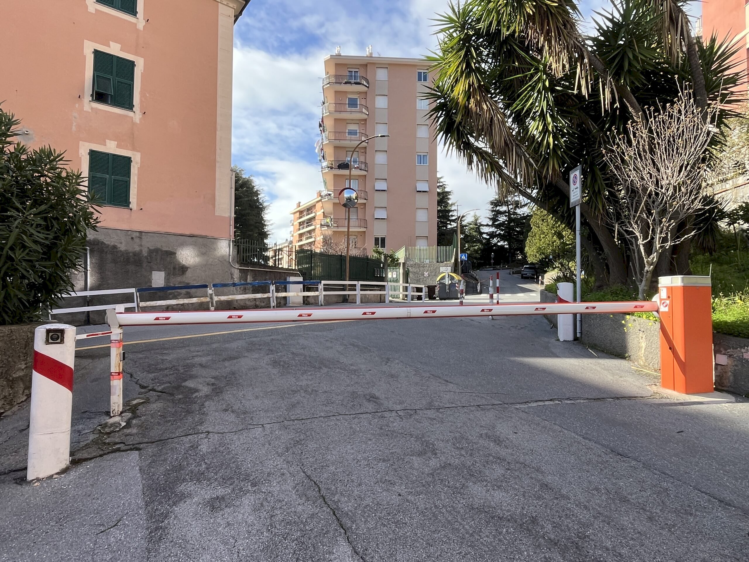Casa indipendente Genova (zona Sestri Ponente) - foto 1