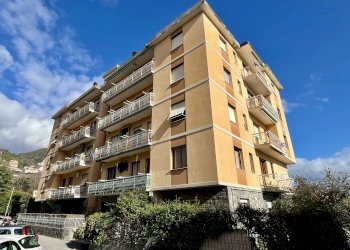 Casa indipendente Genova (zona Sestri Ponente) - foto 2