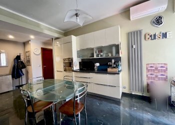 Casa indipendente Genova (zona Sestri Ponente) - foto 18