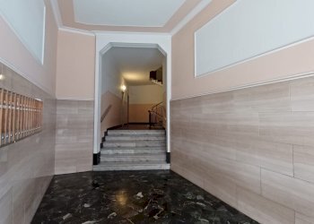 Casa indipendente Genova (zona Sestri Ponente) - foto 1