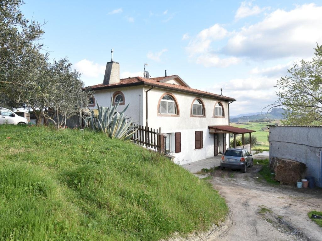 Porzione di casa Via Madonna del Fiore, Borghi - foto 1