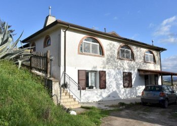 Porzione di casa Via Madonna del Fiore, Borghi - foto 30