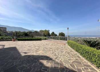 Independent house via Milazzo, Carini - photo 2