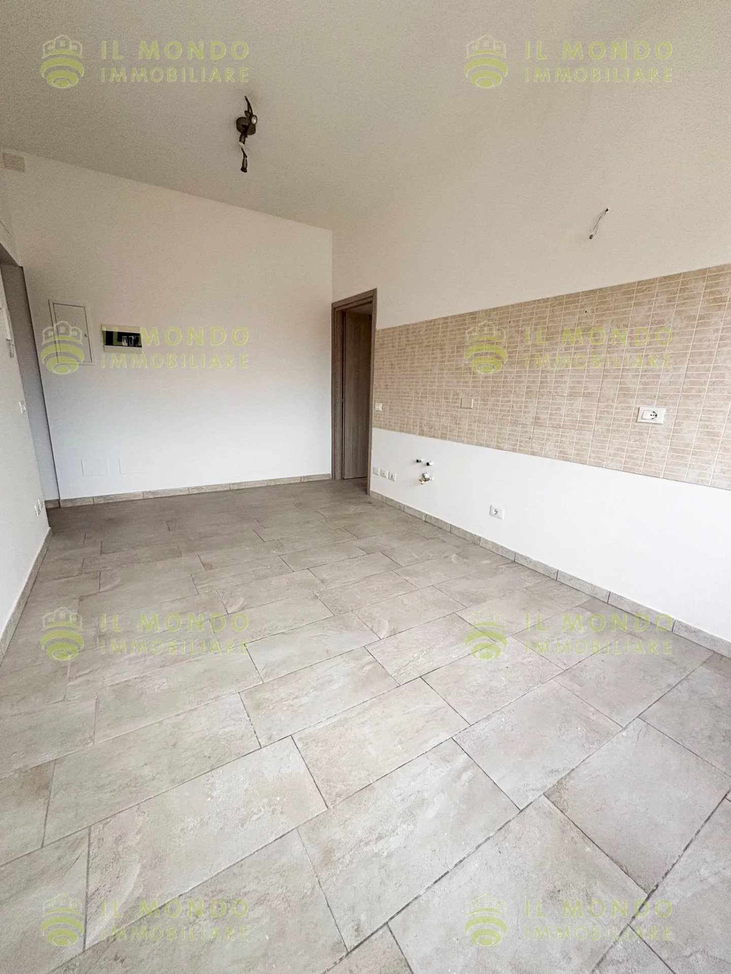 Appartamento Via Biagio Miracoli, Melegnano - foto 3