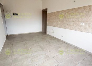 Appartamento Via Biagio Miracoli, Melegnano - foto 3