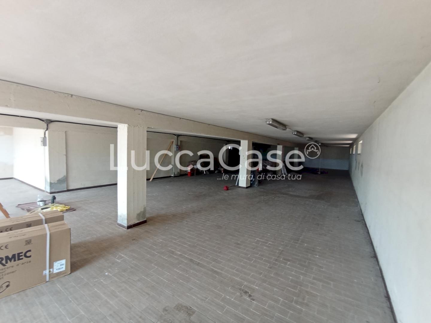 Warehouse Capannori - photo 2