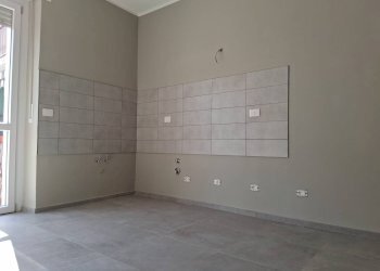 Quadrilocale Via Volta 45, Settimo Torinese - foto 4