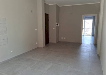 Quadrilocale Via Volta 45, Settimo Torinese - foto 7