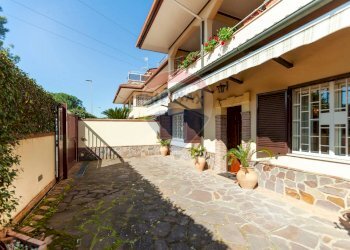 Villa Bifamiliare Guidonia Montecelio - foto 3