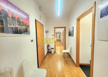 Appartamento VIA ALFONSO CIPOLLONE, Teramo - foto 4