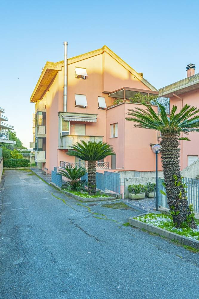 Appartamento Via Cilea, Grottammare - foto 1