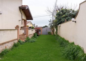 Villa a Schiera Via Fenestrelle, Roma (zona Piana del Sole) - foto 3