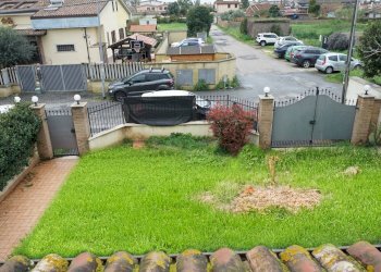 Villa a Schiera Via Fenestrelle, Roma (zona Piana del Sole) - foto 4