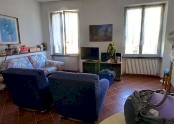 appartamento con mansarda ristrutturato in vendita - Quadrilocale piazza Garibaldi, Voltaggio - foto 6