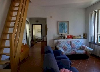 appartamento con mansarda ristrutturato in vendita - Quadrilocale piazza Garibaldi, Voltaggio - foto 8