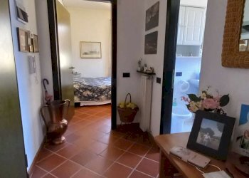 appartamento con mansarda ristrutturato in vendita - Quadrilocale piazza Garibaldi, Voltaggio - foto 10