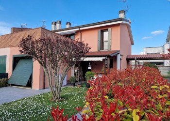 Semi-detached Villa Portomaggiore - photo 1