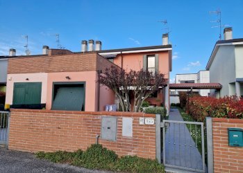 Semi-detached Villa Portomaggiore - photo 41