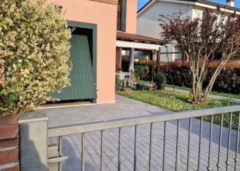 Semi-detached Villa Portomaggiore - photo 42