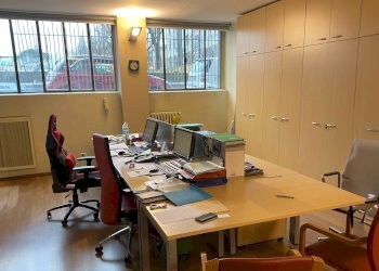 Office Via Ventimiglia, Torino (neighborhood Lingotto) - photo 2