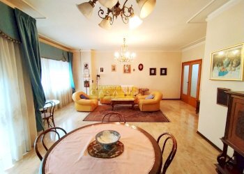 Appartamento Via Cona, Teramo - foto 1