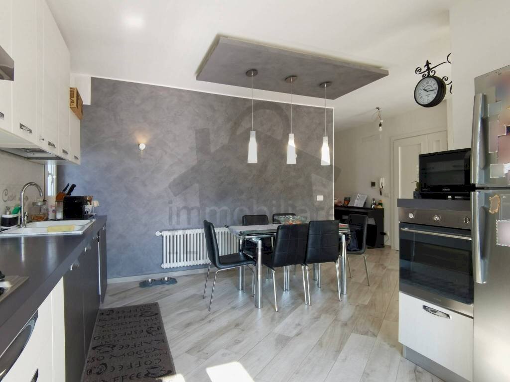 Cucina - Quadrilocale via Giacomo Matteotti, Verucchio - foto 1