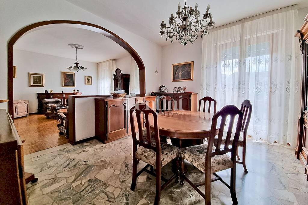 Salone - Apartment corso Trento, Casale Monferrato - photo 3