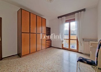 Stanza arredata - Appartamento corso Trento, Casale Monferrato - foto 11