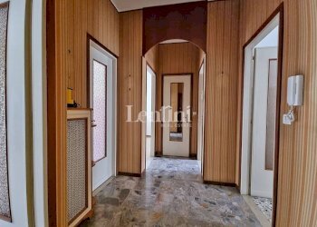 Ingresso - Quadrilocale via dei Grani, Casale Monferrato - foto 4