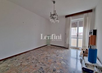 Soggiorno - Quadrilocale via dei Grani, Casale Monferrato - foto 5