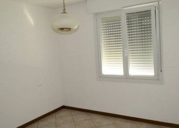 Stanza non arredata - Trilocale via Giuseppe Verdi, 9, Malalbergo - foto 12