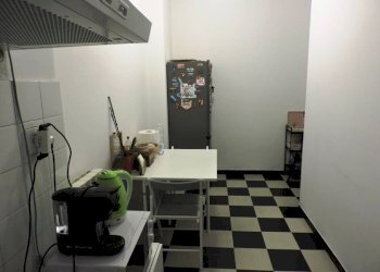 Cucina - Bilocale via Filippo Cevasco, 15, Genova (zona Sampierdarena) - foto 8