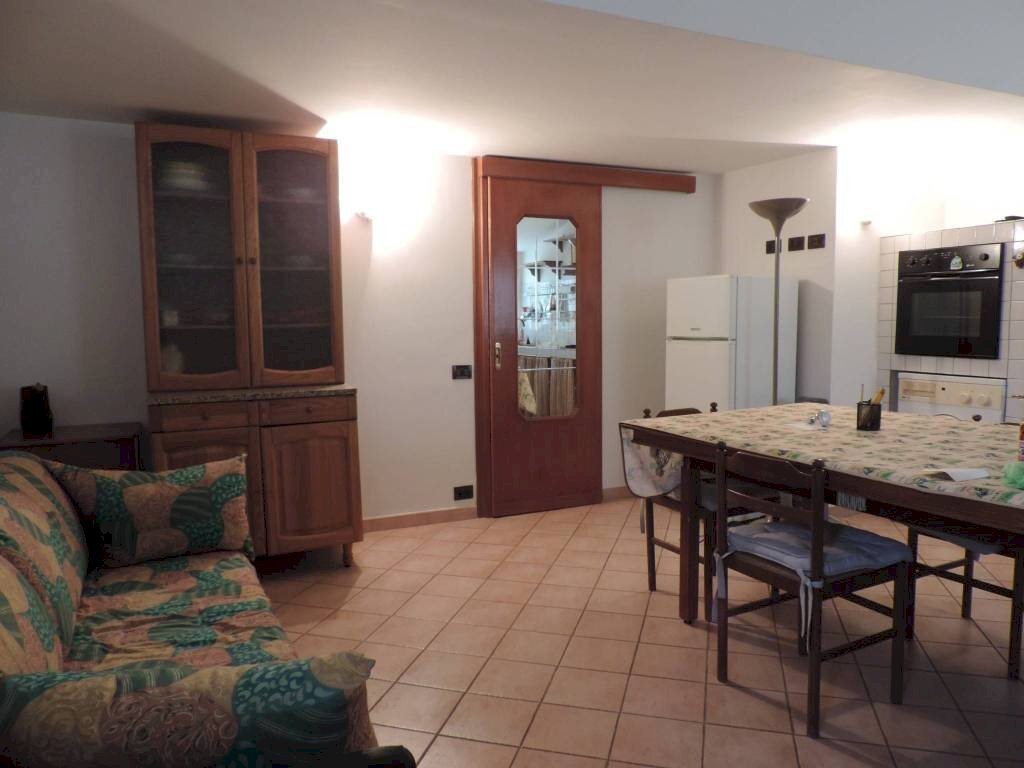 Salone - Three-room apartment via Entroterra, 6, Scandriglia - photo 3