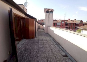 eaf6b046-8977-4e2c-af03-e25480573a89 - Attico via Della Repubblica, Corbetta - foto 5