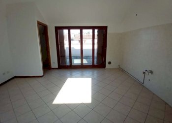 30cfbe72-560f-44dd-b2e5-0e6ab4a98881 - Attico via Della Repubblica, Corbetta - foto 12