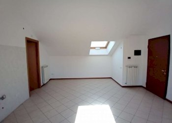 d0e6f8b0-f32b-4432-83b9-985c9e0e8065 - Attico via Della Repubblica, Corbetta - foto 16