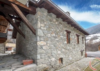 Casa indipendente FRAZIONE LE CLAPEY, Ollomont - foto 4