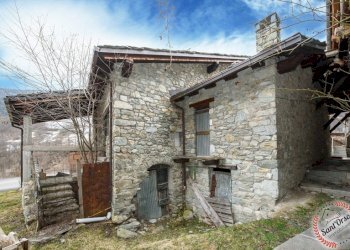 Casa indipendente FRAZIONE LE CLAPEY, Ollomont - foto 6