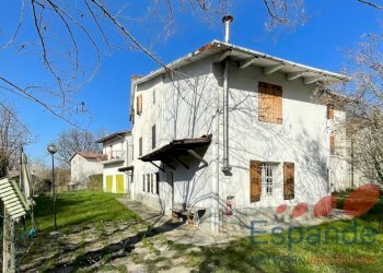 Porzione di casa Camugnano - foto 1