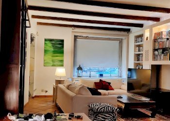 Salone - Independent house Strada dei Tetti Gramaglia, 16, Torino (neighborhood Cavoretto) - photo 5