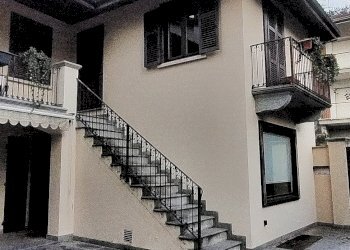 Scala esterna - Independent house Strada dei Tetti Gramaglia, 16, Torino (neighborhood Cavoretto) - photo 8