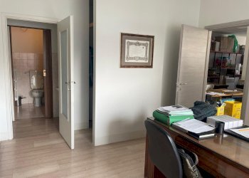 Not Food Capua, 1, Torino (neighborhood San Donato) - photo 1