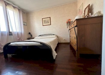 Apartment Reggio nell'Emilia - photo 13