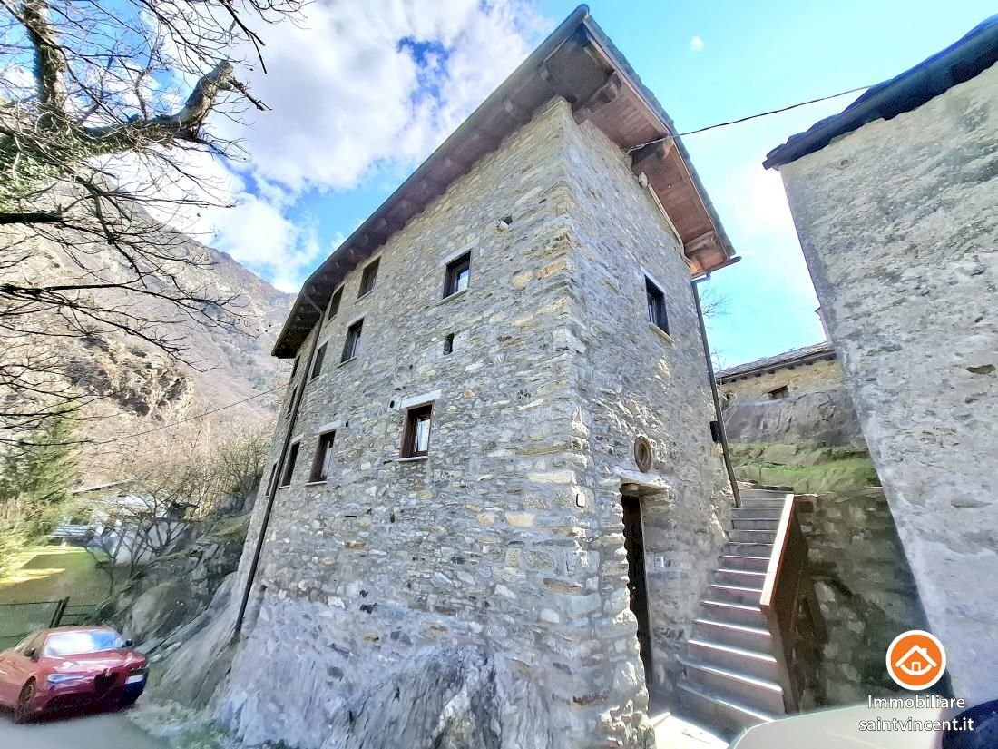 Appartamento Via Albard 19, Donnas - foto 2
