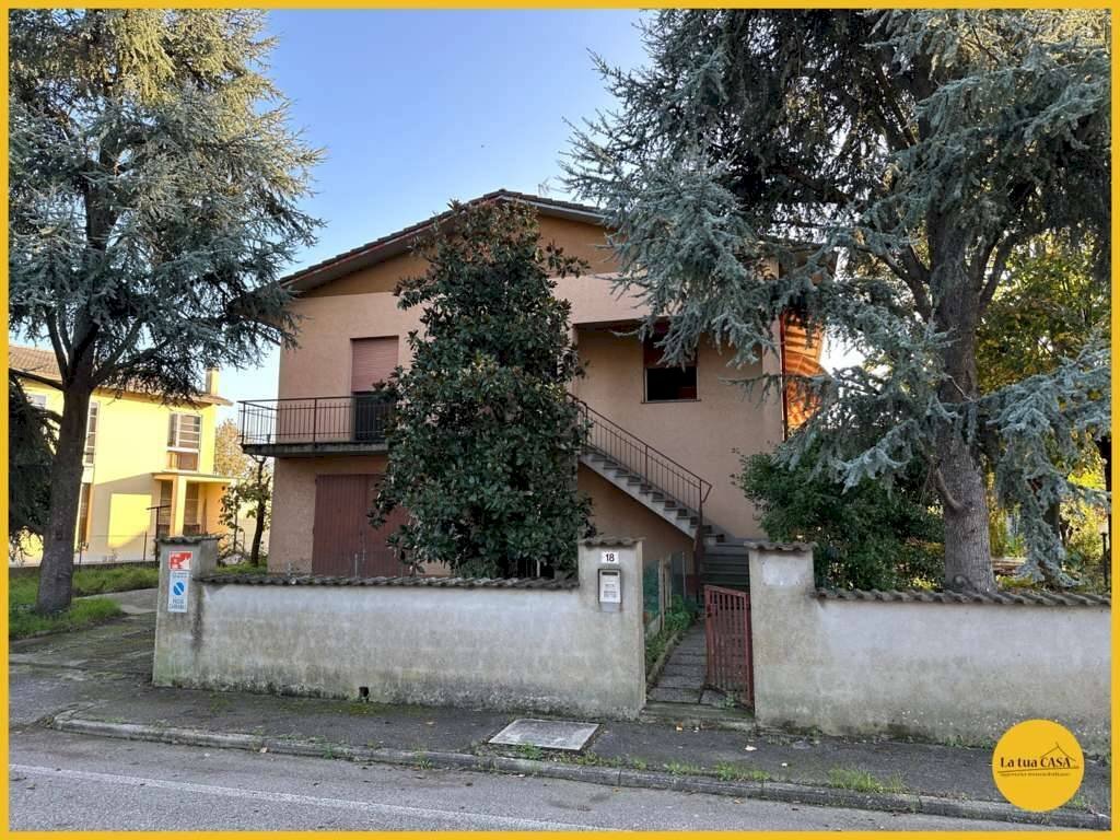 Independent house via Manin, Molinella - photo 2