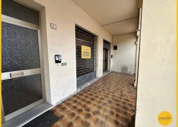 Locale Commerciale via Fascinata, Argenta - foto 9