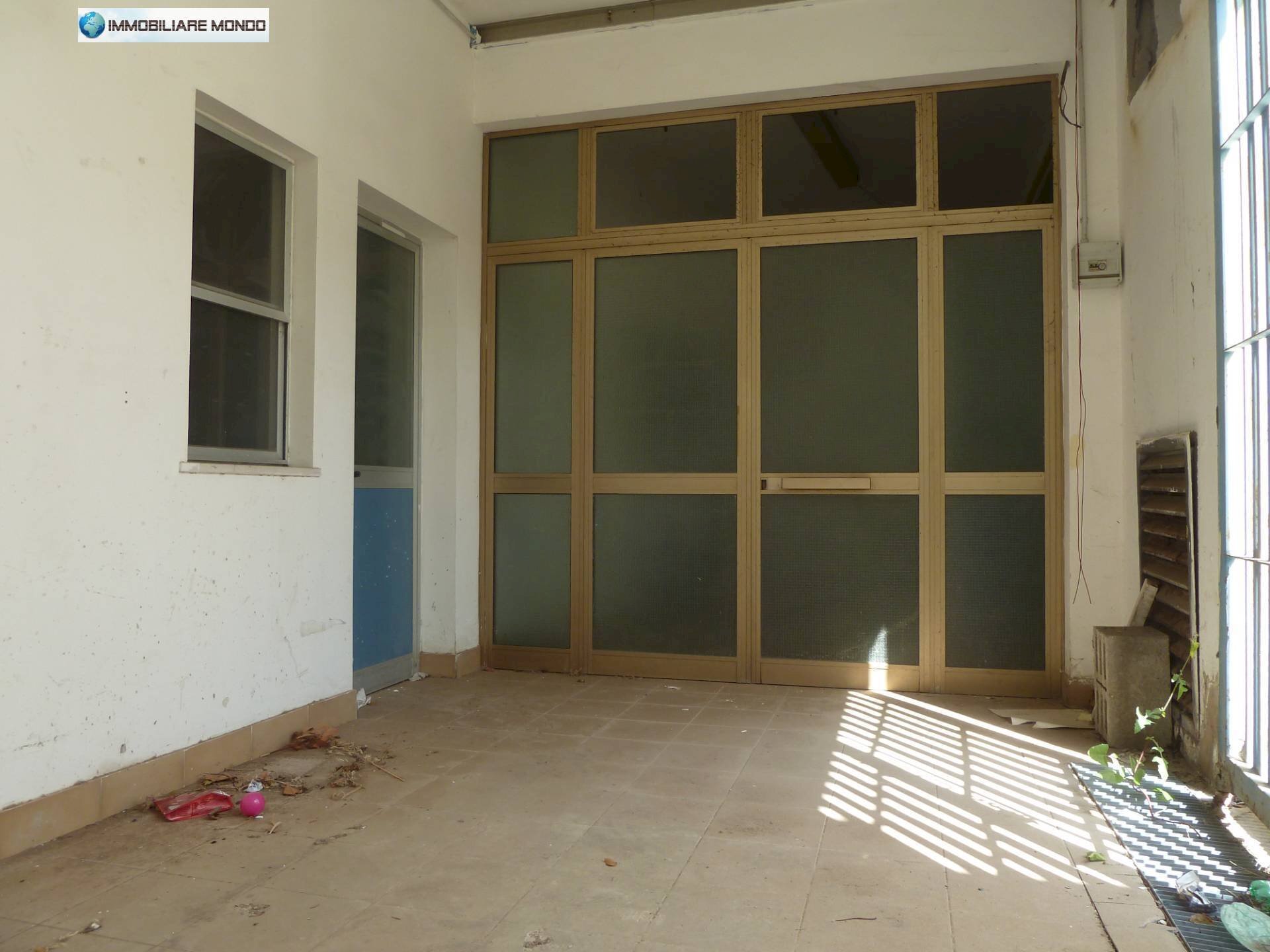 Magazzino Via India, Termoli - foto 2